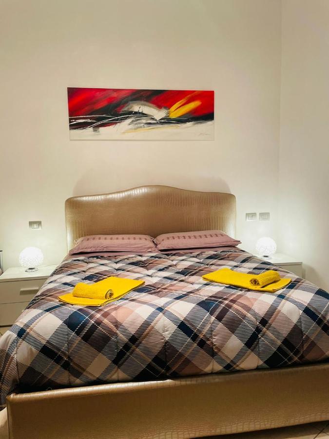 Ferienwohnung Casa Dei Fiori 3 Somma Lombardo Exterior foto
